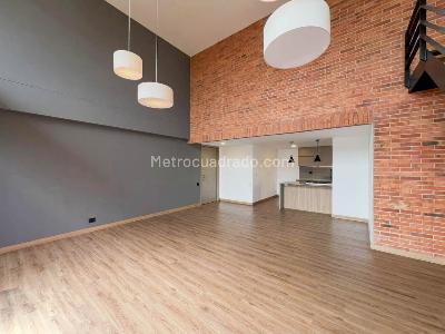 Apartamento de 3 alcobas en venta en Los Balsos 1, Medellín, 200 m² · foto 3 de 14