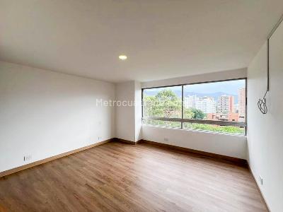 Apartamento de 3 alcobas en venta en Los Balsos 1, Medellín, 200 m² · foto 7 de 14