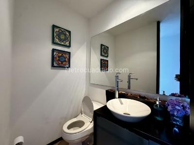 Apartamento de 3 alcobas en arriendo en La Concha, Medellín, 156 m² · foto 12 de 20