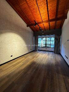 Casa de 3 alcobas en venta en Loma Del Chocho, Envigado, 135 m² · foto 3 de 7