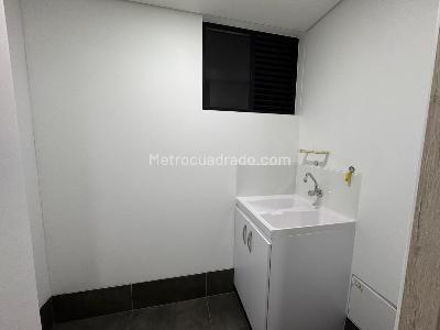 Apartamento de 1 alcoba en arriendo en Linares, Medellín, 62 m² · foto 14 de 16