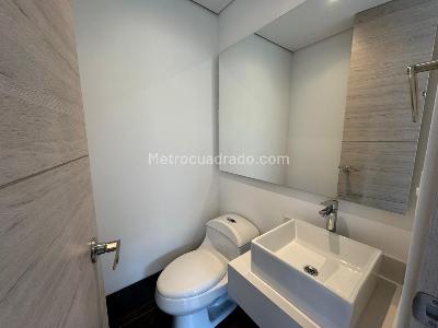 Apartamento de 1 alcoba en arriendo en Linares, Medellín, 62 m² · foto 15 de 16