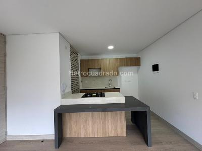 Apartamento de 1 alcoba en arriendo en Linares, Medellín, 62 m² · foto 4 de 16
