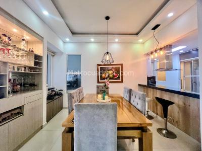 Casa de 3 alcobas en venta en El Castillo, Cali, 229 m² · foto 10 de 20