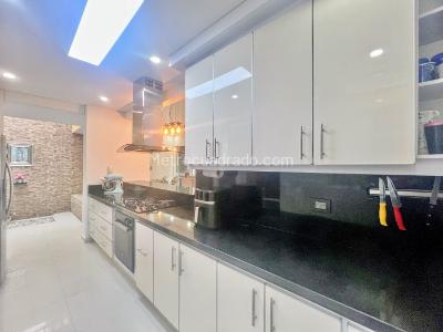 Casa de 3 alcobas en venta en El Castillo, Cali, 229 m² · foto 12 de 20