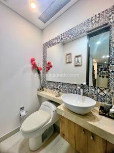 Casa de 3 alcobas en venta en El Castillo, Cali, 229 m² · foto 14 de 20