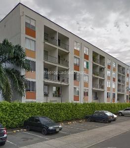 Apartamento de 3 alcobas en venta en Valle Del Lili, Cali, 56 m² · foto 3 de 19