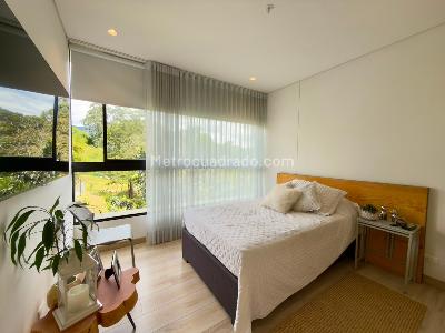 Apartamento de 3 alcobas en venta en Loma Del Escobero, Envigado, 119 m² · foto 14 de 20