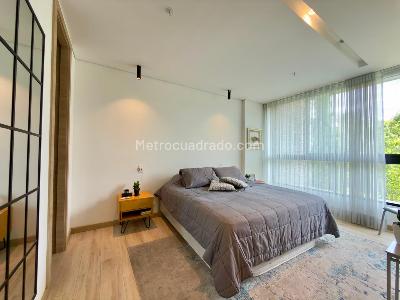 Apartamento de 3 alcobas en venta en Loma Del Escobero, Envigado, 119 m² · foto 3 de 20