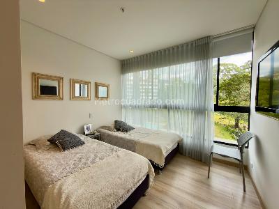 Apartamento de 3 alcobas en venta en Loma Del Escobero, Envigado, 119 m² · foto 4 de 20