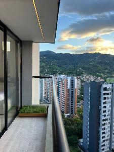 Apartamento de 4 alcobas en venta en Loma Del Escobero, Envigado, 162 m² · foto 14 de 20