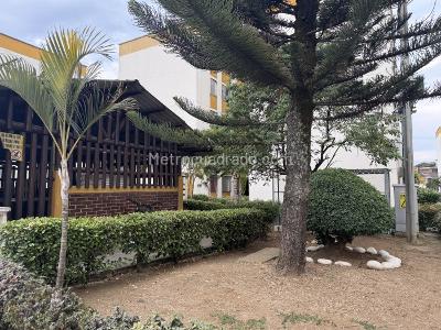 Apartamento de 3 alcobas en venta en Fepicol, Cali, 55 m² · foto 9 de 10