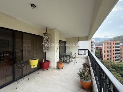 Apartamento de 4 alcobas en venta en Normandia, Cali, 300 m² · foto 4 de 20