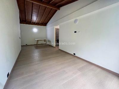 Apartamento en venta en Patio Bonito, Medellín · foto 2 de 20
