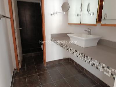 Casa en venta en Pampalinda, Cali · foto 4 de 18
