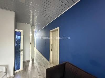 Casa de 4 alcobas en venta en La Merced, Cali, 290 m² · foto 3 de 9