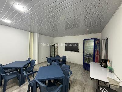 Casa de 4 alcobas en venta en La Merced, Cali, 290 m² · foto 8 de 9