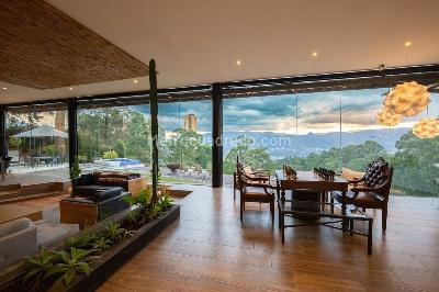 Casa de 4 alcobas en venta en Las Palmas, Medellín, 412 m² · foto 10 de 20