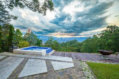 Casa de 4 alcobas en venta en Las Palmas, Medellín, 412 m² · foto 5 de 20