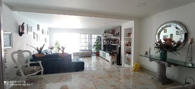 Casa de 3 alcobas en venta en Ciudad Jardin, Cali, 250 m² · foto 3 de 20