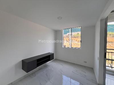 Apartamento en venta en Ciudad Guabinas, Cali · foto 2 de 20