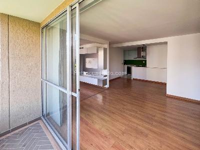 Apartamento de 2 alcobas en venta en Loma De Los Bernal, Medellín, 82 m² · foto 5 de 19