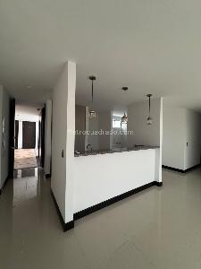 Apartamento en venta en Pance, Cali · foto 5 de 14