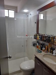 Apartamento de 3 alcobas en venta en Valle Del Lili, Cali, 62 m² · foto 6 de 17