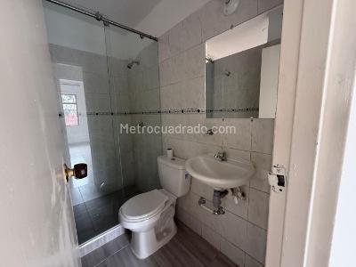 Casa de 5 alcobas en venta en Santo Domingo, Cali, 237 m² · foto 10 de 20