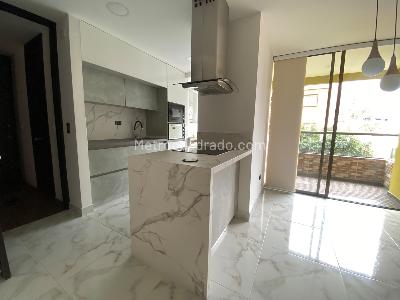 Apartamento de 3 alcobas en venta en Los Alcazares, Sabaneta, 82 m² · foto 13 de 20