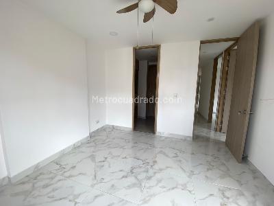 Apartamento de 3 alcobas en venta en Los Alcazares, Sabaneta, 82 m² · foto 14 de 20