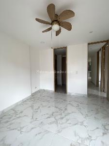 Apartamento de 3 alcobas en venta en Los Alcazares, Sabaneta, 82 m² · foto 15 de 20