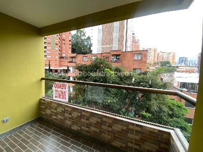 Apartamento de 3 alcobas en venta en Los Alcazares, Sabaneta, 82 m² · foto 6 de 20