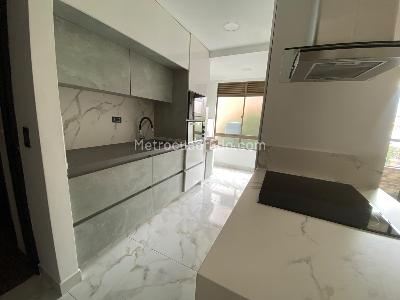 Apartamento de 3 alcobas en venta en Los Alcazares, Sabaneta, 82 m² · foto 8 de 20