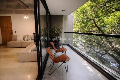 Apartamento de 3 alcobas en venta en Laureles, Medellín, 160 m² · foto 2 de 9