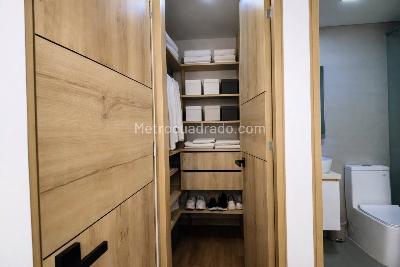 Apartamento de 3 alcobas en venta en Laureles, Medellín, 160 m² · foto 6 de 9