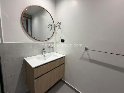 Apartamento de 3 alcobas en venta en Laureles, Medellín, 130 m² · foto 11 de 17