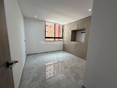 Apartamento de 3 alcobas en venta en Laureles, Medellín, 130 m² · foto 8 de 17