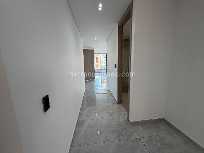 Apartamento de 3 alcobas en venta en Laureles, Medellín, 130 m² · foto 9 de 17