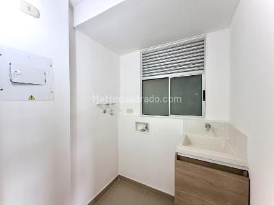 Apartamento de 2 alcobas en venta en Bochalema, Cali, 65 m² · foto 3 de 17