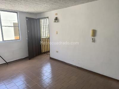 Apartamento de 3 alcobas en venta en La Base, Cali, 53 m² · foto 2 de 9