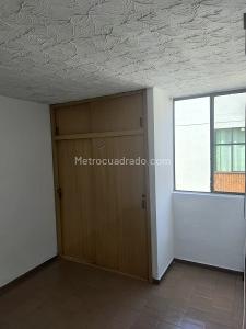 Apartamento de 3 alcobas en venta en La Base, Cali, 53 m² · foto 3 de 9