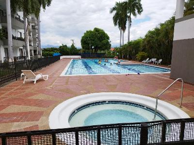 Apartamento de 3 alcobas en venta en Colina Real, Girardot, 130 m² · foto 2 de 20