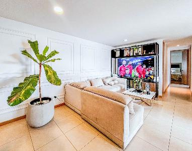 Apartamento en venta en Loma Del Indio, Medellín · foto 4 de 12
