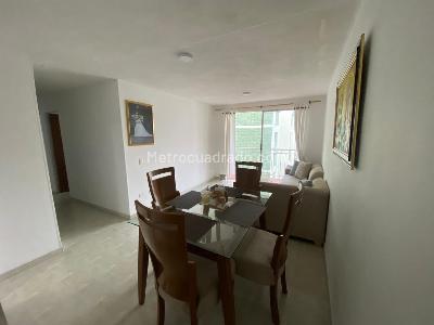 Apartamento en venta en El Refugio, Cali · foto 8 de 19