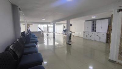 Casa de 4 alcobas en venta en Santa Anita, Cali, 300 m² · foto 4 de 18