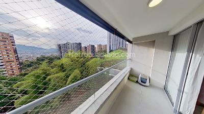 Apartamento de 2 alcobas en venta en Camino Verde, Envigado, 60 m² · foto 2 de 20