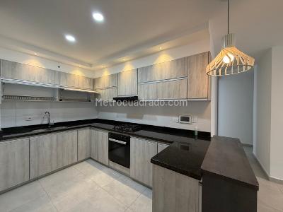 Apartamento de 3 alcobas en venta en El Ingenio, Cali, 86 m² · foto 5 de 14