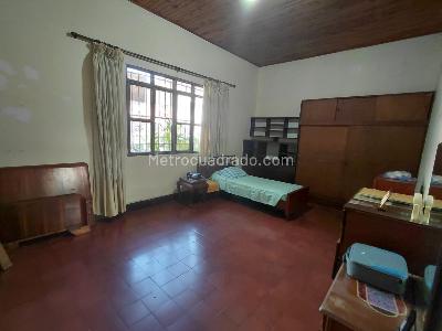 Casa de 4 alcobas en venta en San Fernando, Cali, 230 m² · foto 15 de 16