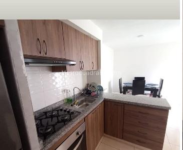 Apartamento de 2 alcobas en venta en Aguacatal, Cali, 62 m² · foto 3 de 14